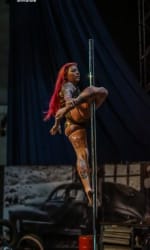 Pole Dancerin Melody buchen